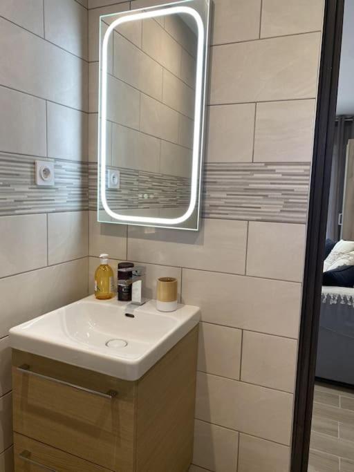 Appartement Cosy A 500m De La Fréjus