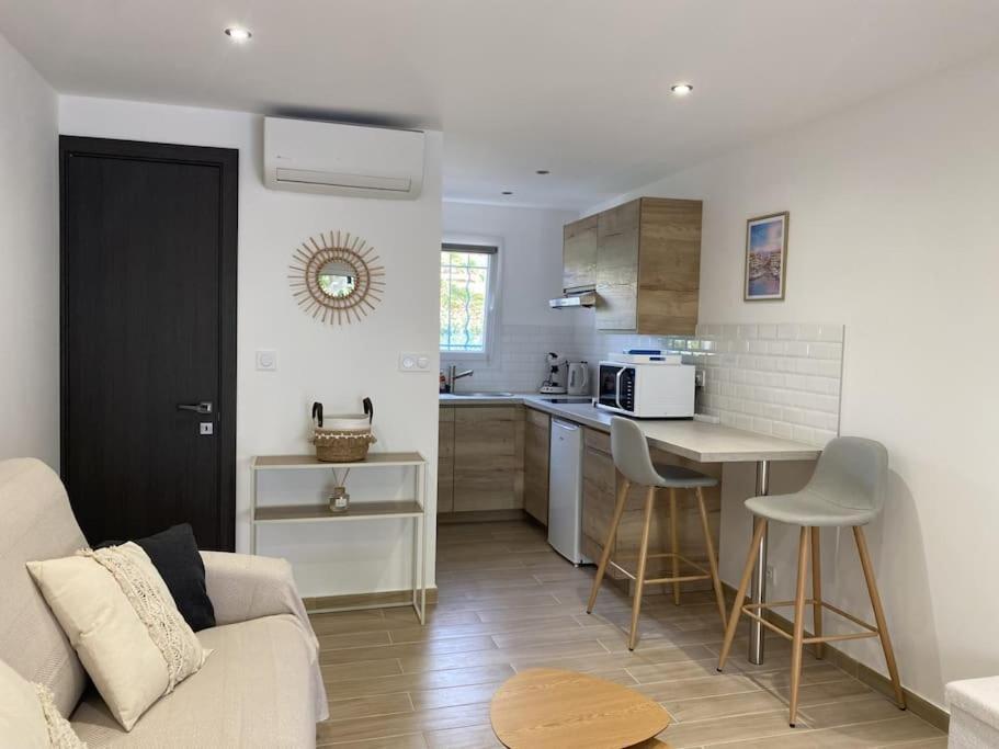 Apartment Cosy A 500m De La